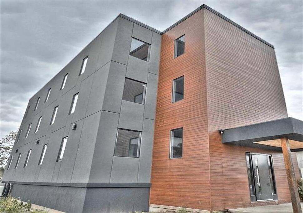 Luxury Boutique 2 Bedroom Condo - 1B Niagara Falls Exterior photo